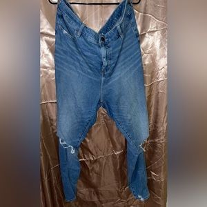 Distressed Straight Jeans